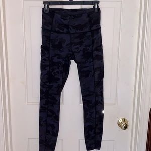 Lululemon grey/black camo leggings